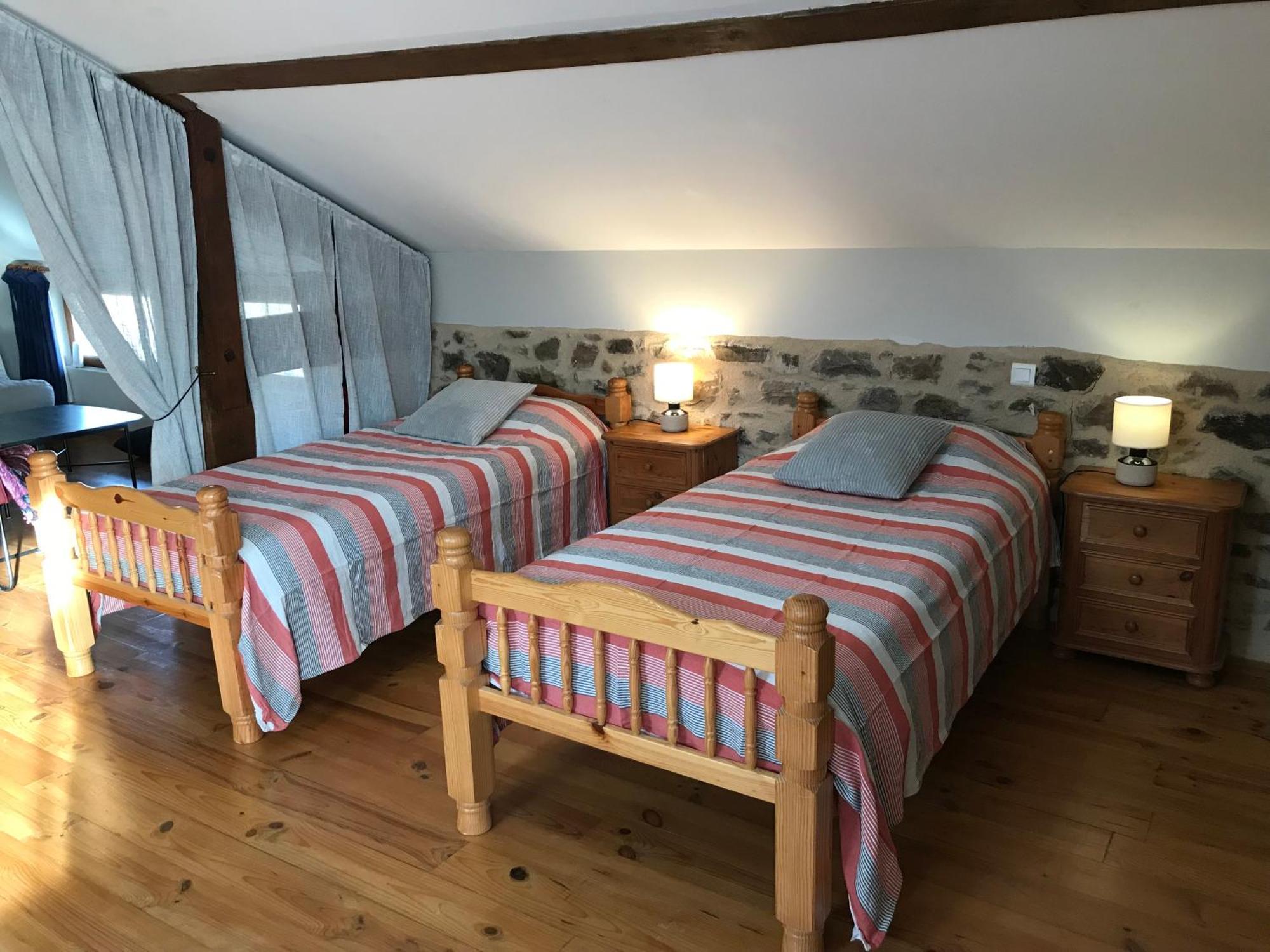 Gites & Chambres D'Hotes Peyrecout Laparrouquial Экстерьер фото