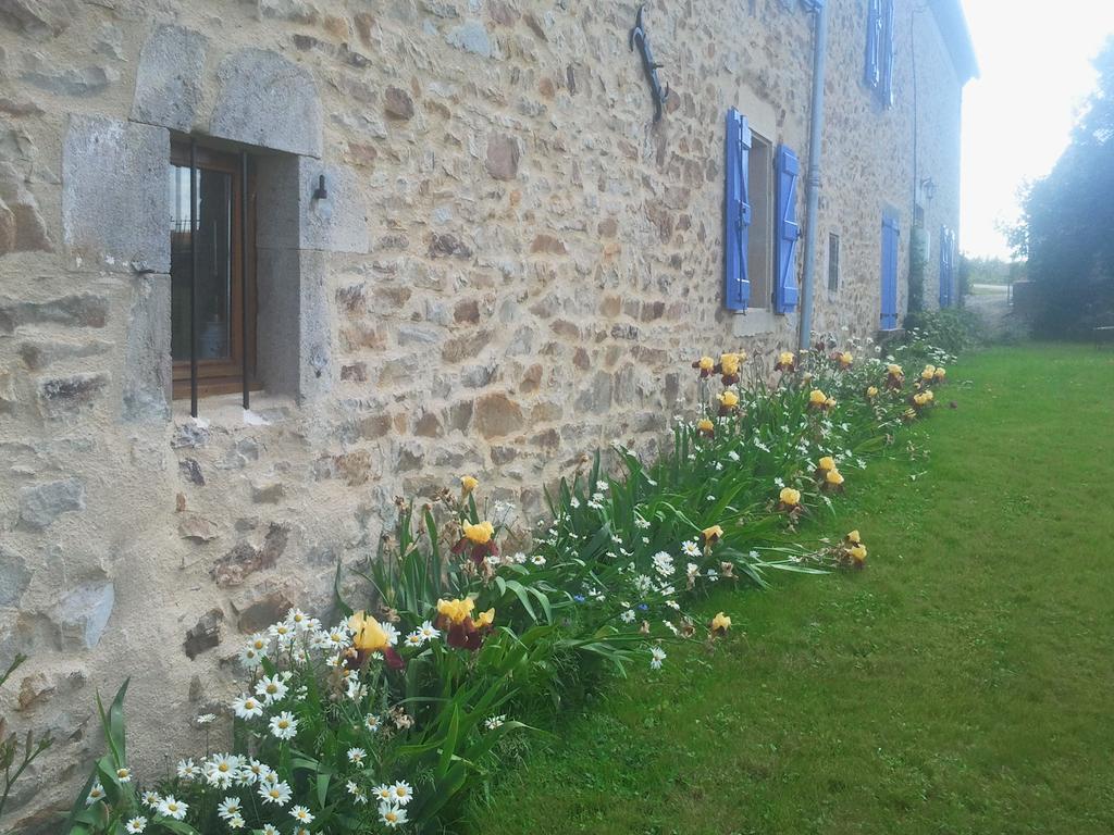 Gites & Chambres D'Hotes Peyrecout Laparrouquial Экстерьер фото